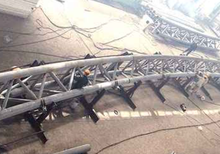 港口镇多功能体育馆案例